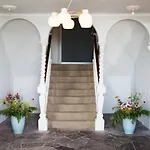 מלון Strandhotellet 3*
