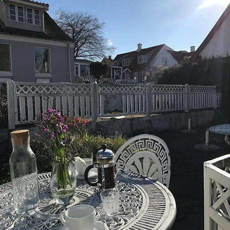 Strandhotellet Отель Аллинге