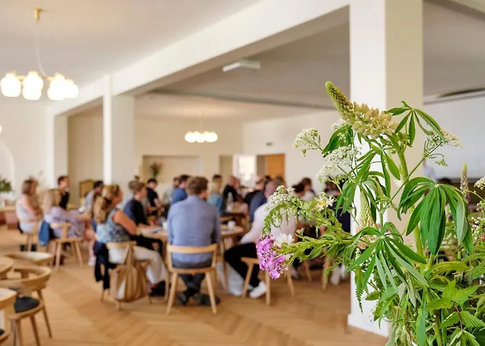 Otel Strandhotellet Allinge-Sandvig